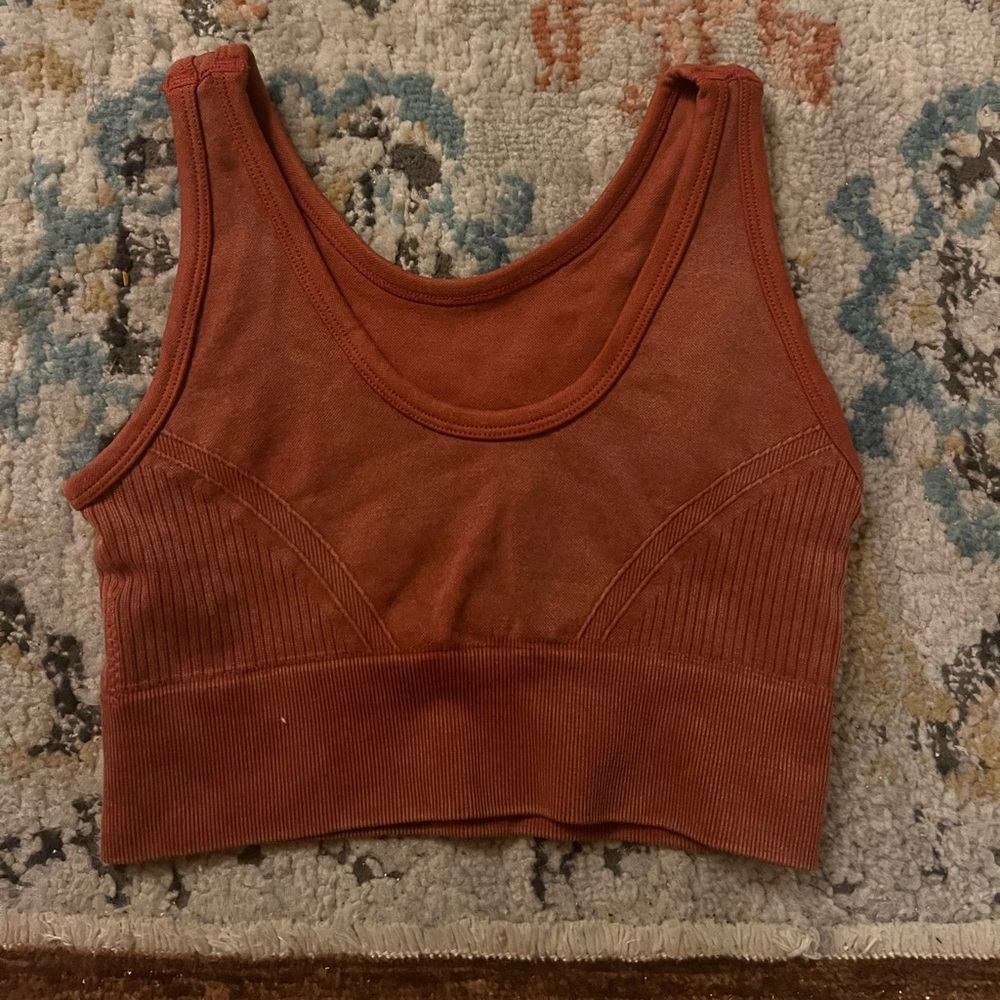 Burgundy workout tank top, size: xs